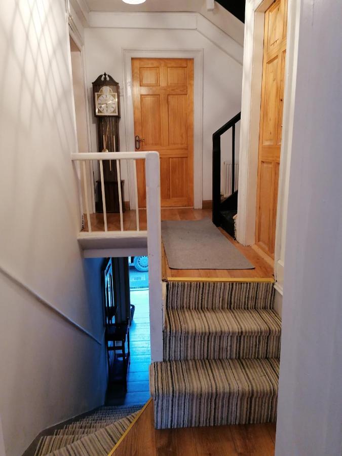 Ferguson'S Traditional Townhouse Dunkineely エクステリア 写真