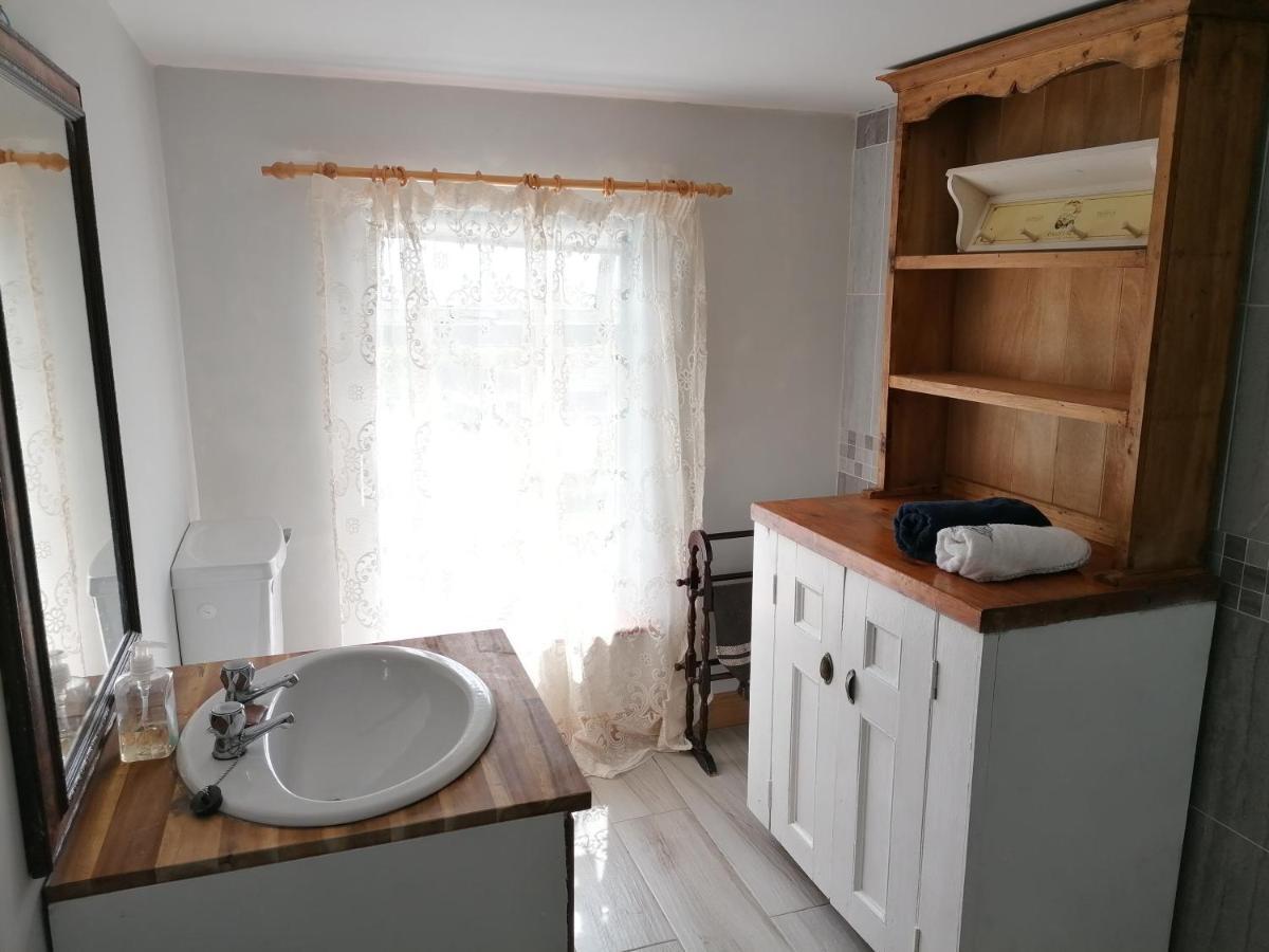 Ferguson'S Traditional Townhouse Dunkineely エクステリア 写真